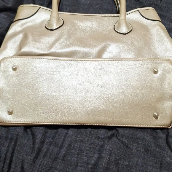 Purse - Picture 6 of 10